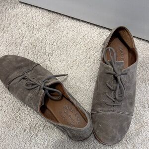 Kork-Ease woman  Gray Suede Lace-Up Shoes